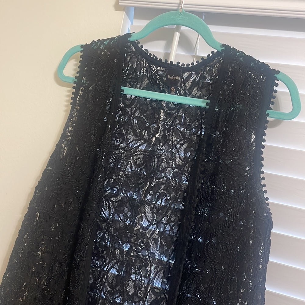 Rafaella | Lace Duster - Picture 3 of 6